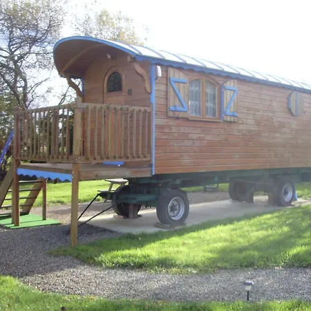 Hébergement de vacances Roulottes Des Trolls La Boussac